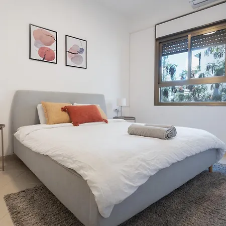 Eliezer Ben Yehuda Residence With Shelter Tel Aviv Exterior photo