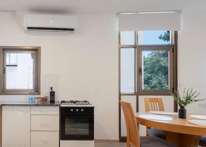 Eliezer Ben Yehuda Residence With Shelter